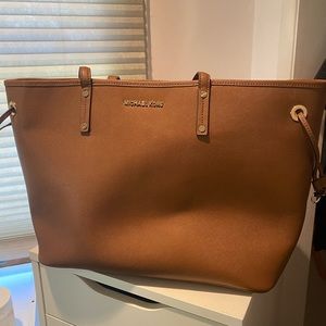 Brown michael kors tote